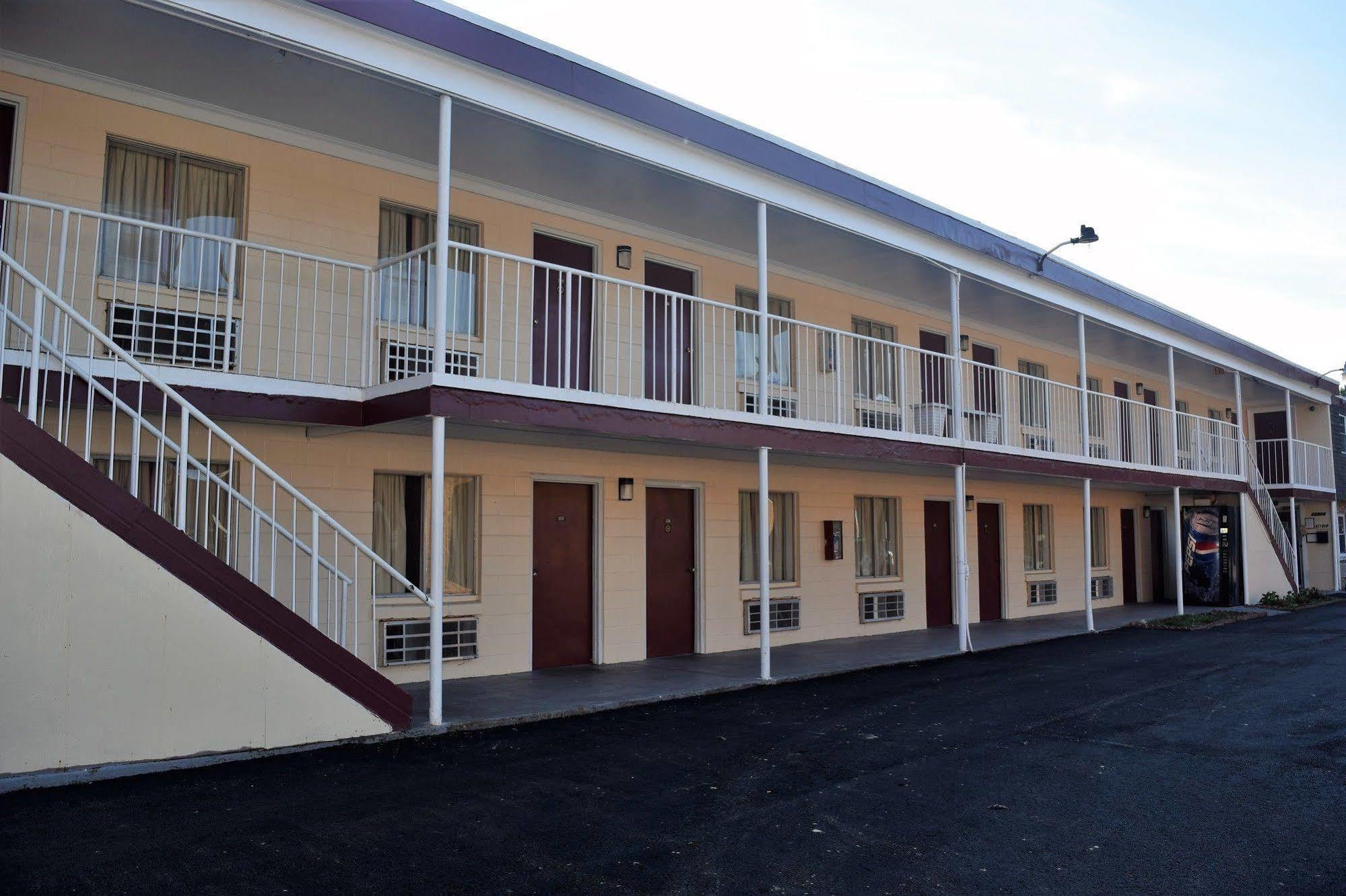 Fort Eustis Inn Newport News Exterior foto